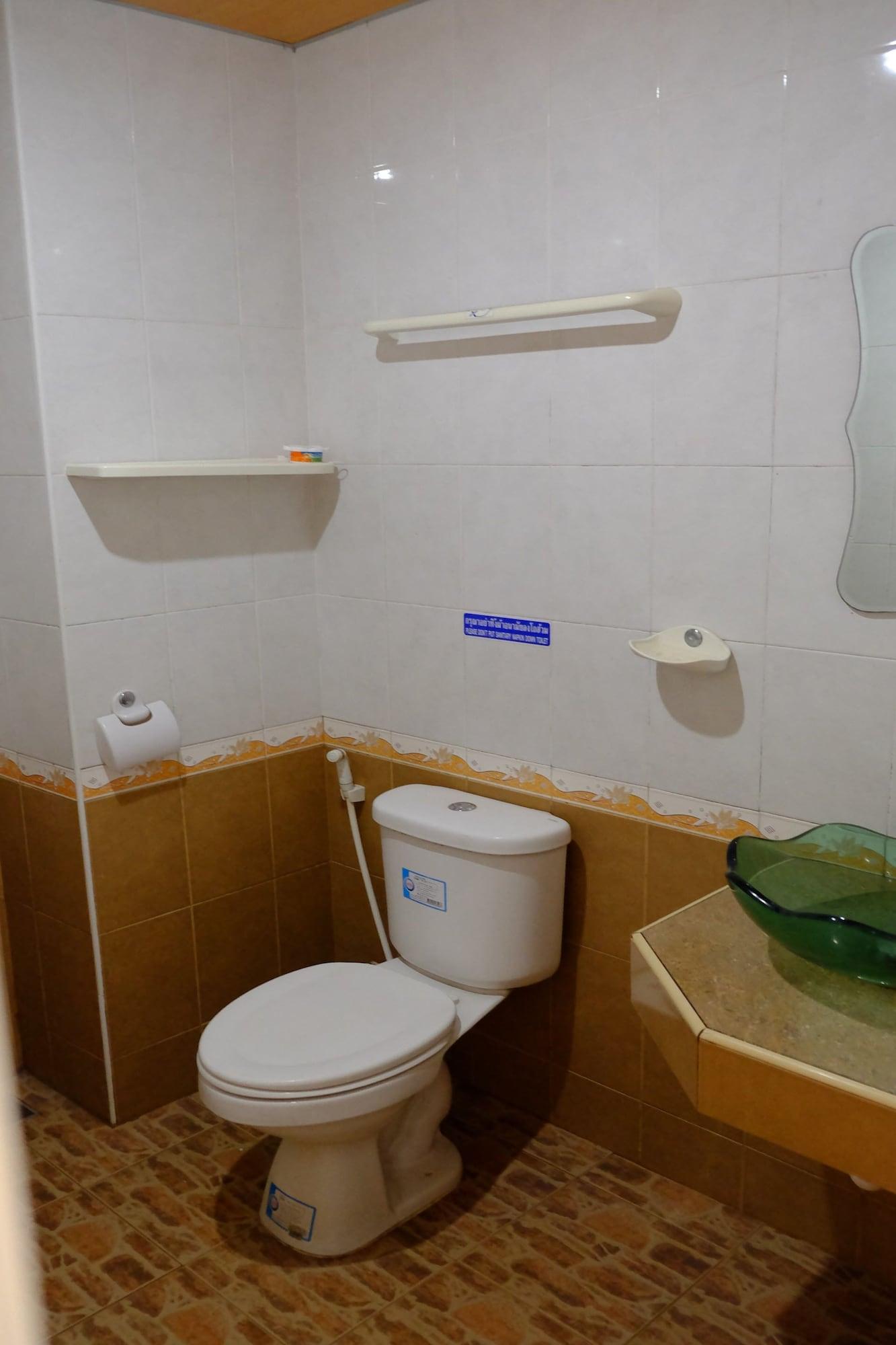 Banchang Apartment And Hotel Rayong Extérieur photo
